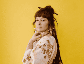 Spectacle de Mimi O'Bonsawin à Sainte-Thérèse